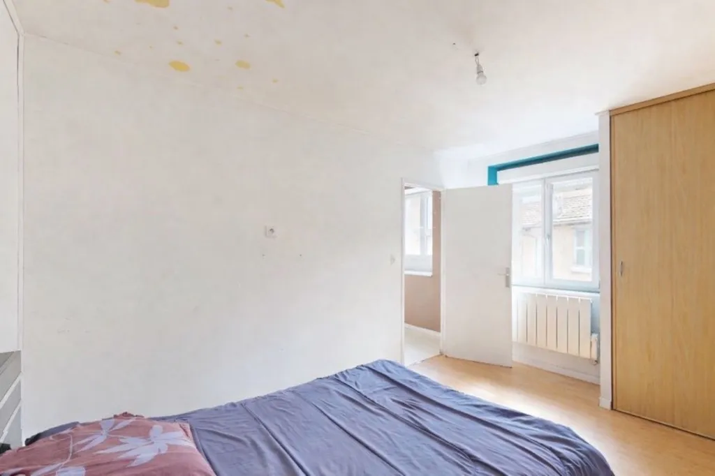 Maison au Calme avec Garage et Terrain à Champier