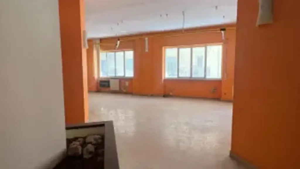 Pièces - Office Space with Panoramic Views in Siracusa
