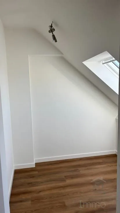 Pièces - Appartement Rénové avec Terrasse à Hasselt