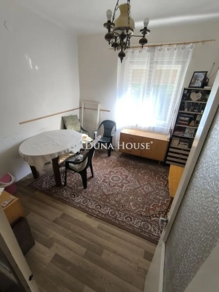 Söögituba - Family House with Large Plot in Monor