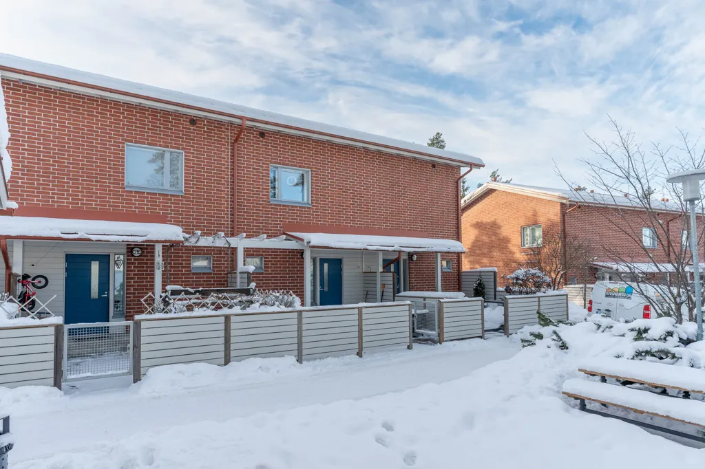 Esterno - Modern Flat with Private Yard in Espoo