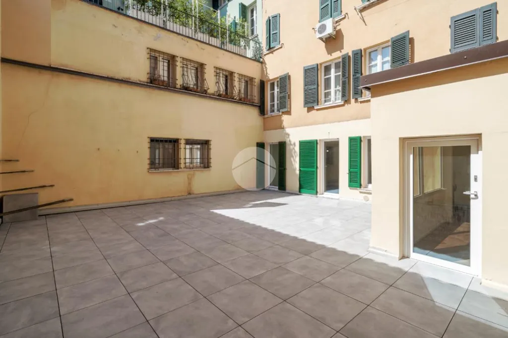 Jardin - Quadrilocale with Terrace in Brescia Centre