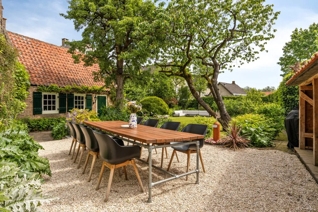 Terrass - Historic House with Character in Drimmelen