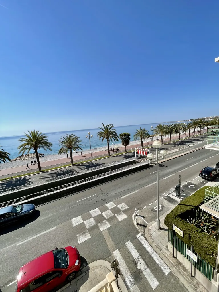 Välivaade - 3-Bed Apartment with 180° Sea View in Nice