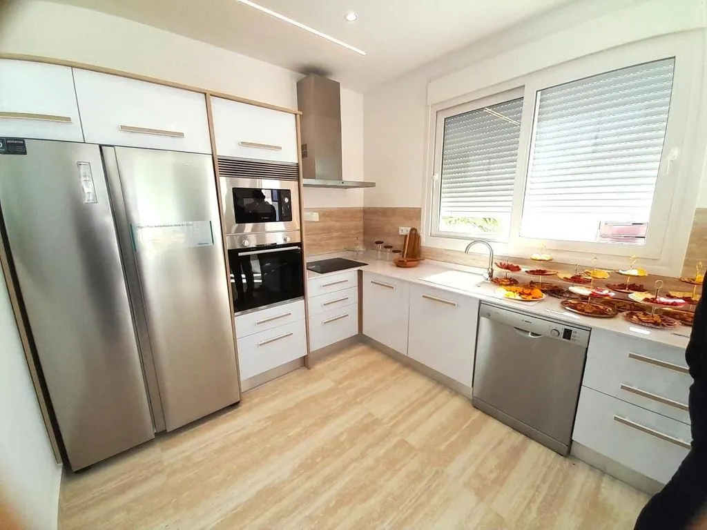 Köök - Luxury Villa with Pool in Ciudad Quesada