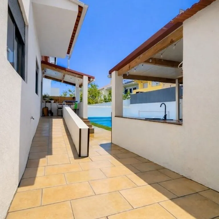 Bassein - Fully Renovated Villa with Pool in Amora