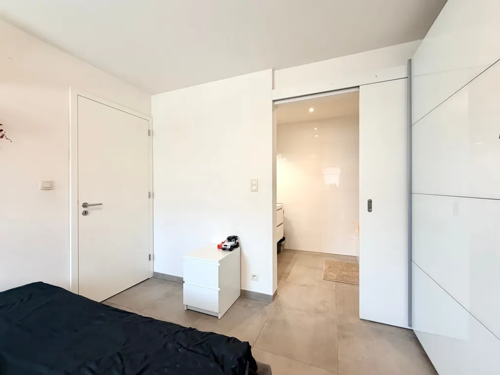 Chambres - Duplex Énergétique avec Garage à Verrebroek