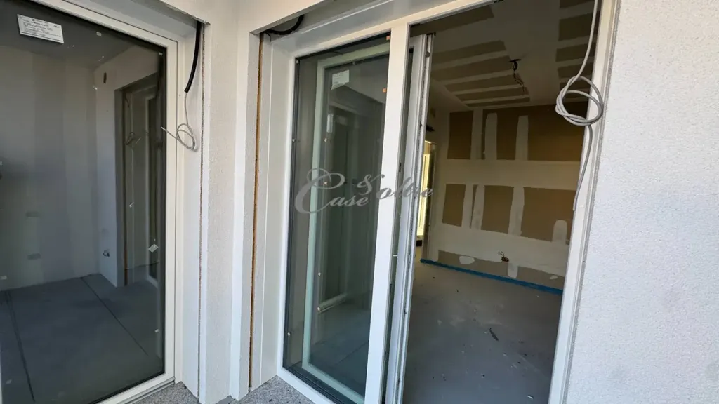 Entrée - New Villa with Terrace in Cantù