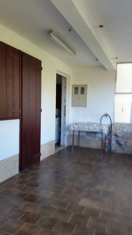 Garage - Family House with Sea View in Stari Grad