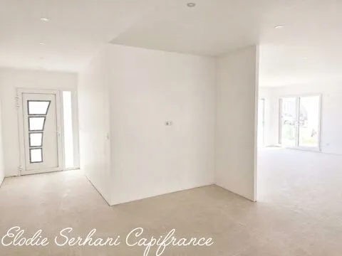 Séjour - Maison Contemporaine avec Terrasses à Sevenans