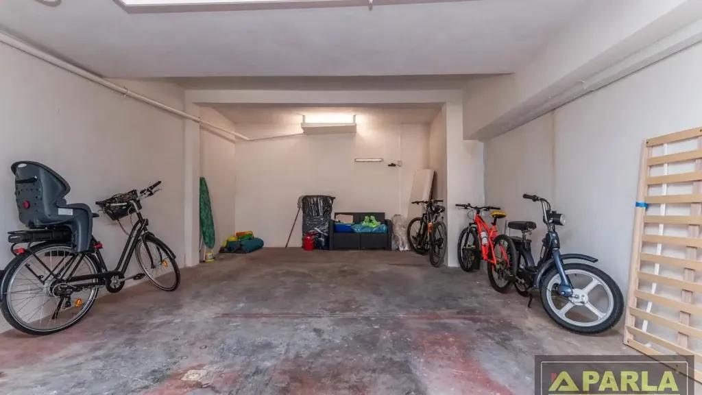 Garage - Villa with Beach Access in Marina di Ragusa