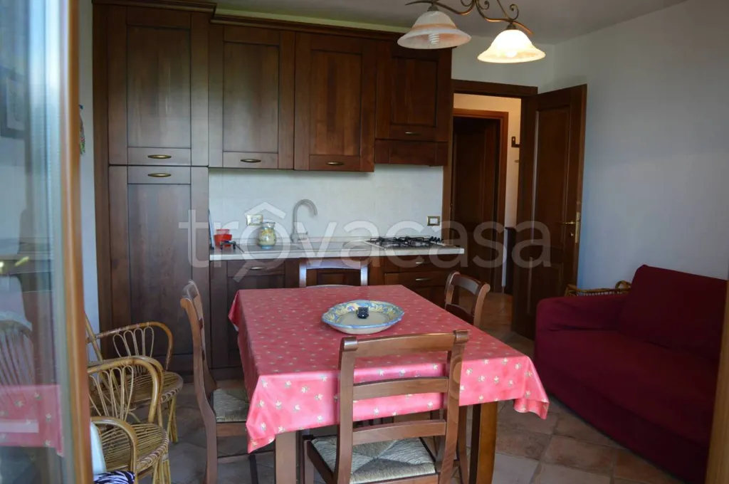 Söögituba - Rustic Apartment with Balcony in Roburent