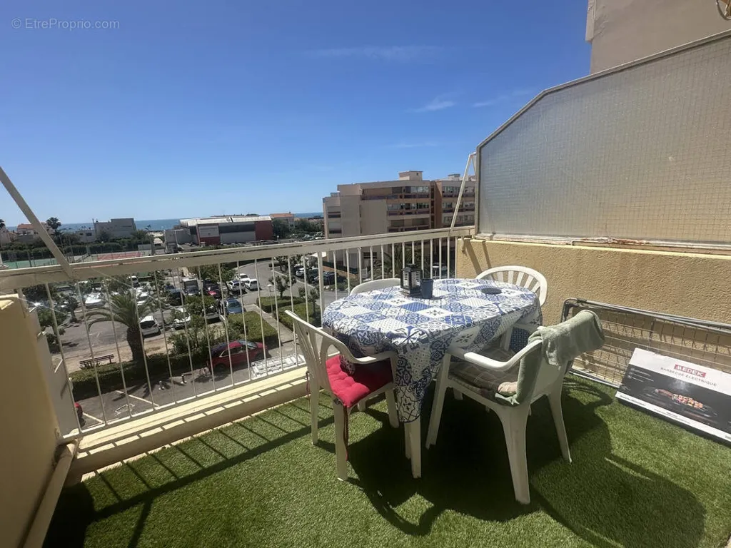 Rõdu - Studio with Sea View Terrace in Carnon Plage