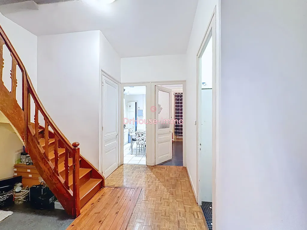 Toad - Spacious Flat with Five Bedrooms in Saint-Etienne Centre