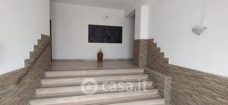 Stanze - Appartamento con balcone e tripla esposizione a Catania