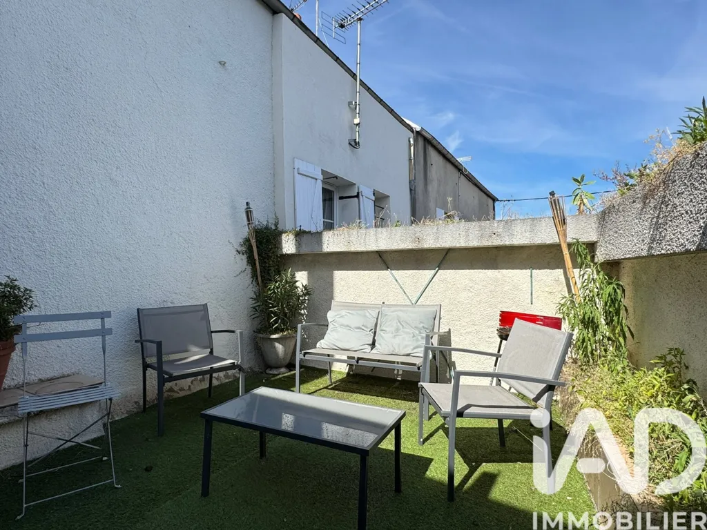 Giardino - 3-Bedroom Flat with Terrace in Orsay Centre