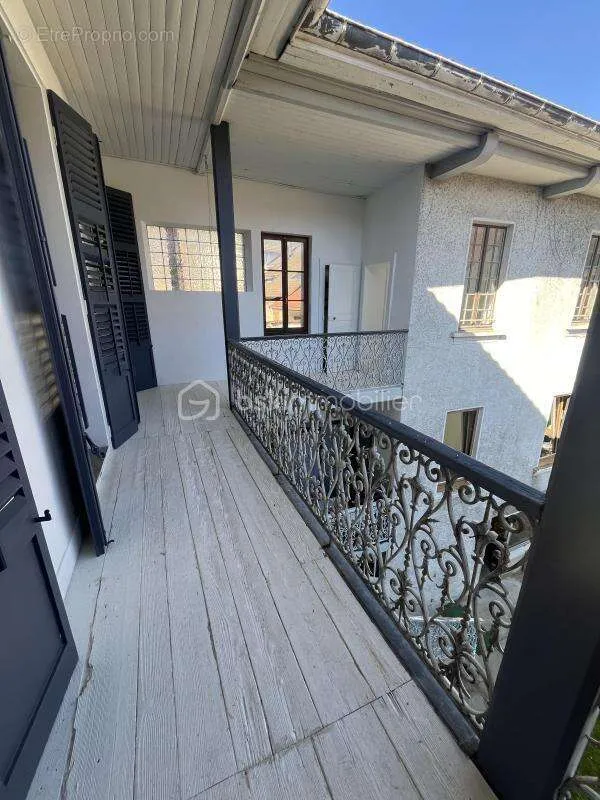 Balcone - Bright T2 Apartment with Balcony in Quiet Area