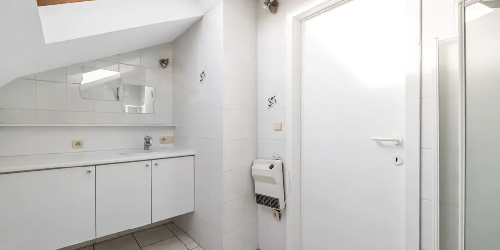 Salles de bain - Penthouse avec Terrasse SUD-EST au Centre de Dadizele