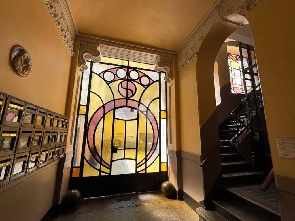 Pièces - Liberty Style Flat with Ascender in Turin