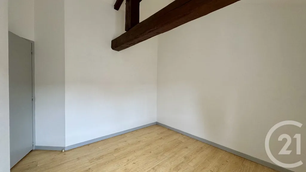 Pièces - Appartement Duplex avec Jardin à Hagetmau