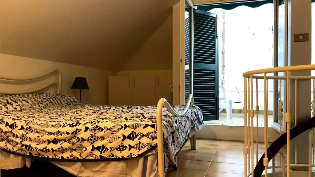 Chambres - Duplex with Sea View in Varazze