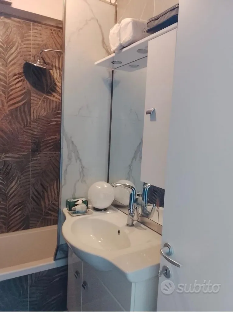 Vannitoad - Twin-Occupancy Flat with Parking in Massa e Cozzile