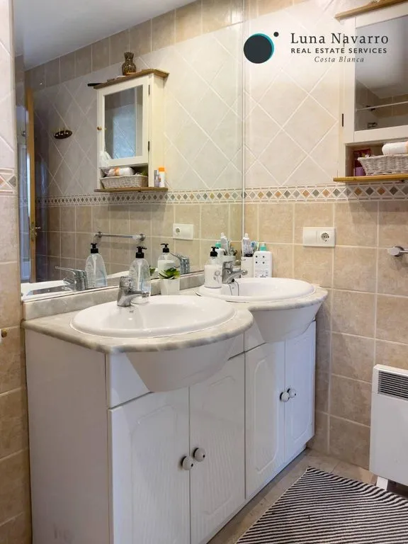 Bathrooms - Luxury House with Sea View in El Albir