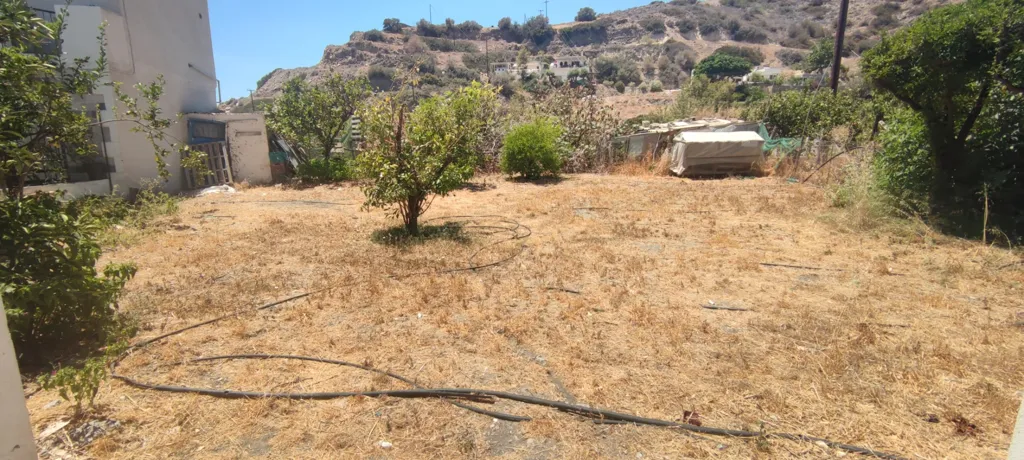 Giardino - Seafront Plot in Tertsa Vianou, Heraklion