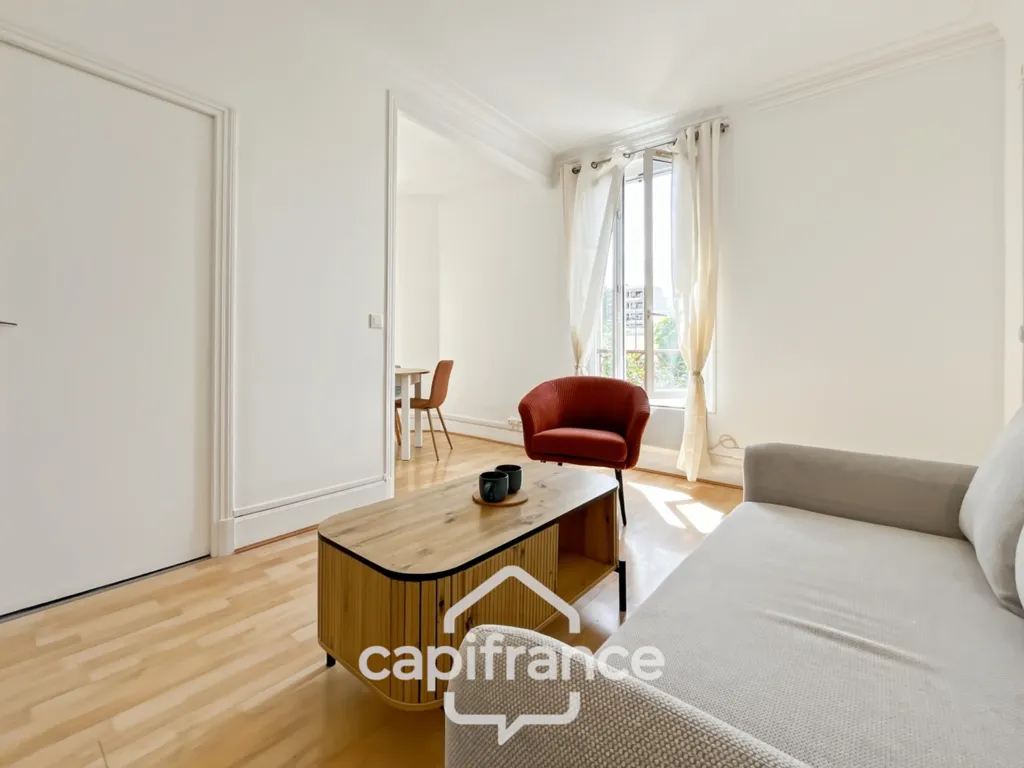 Séjour - Appartement Meublé 2 Pièces, Avenue Victor Hugo, Saint-Maur-des-Fossés