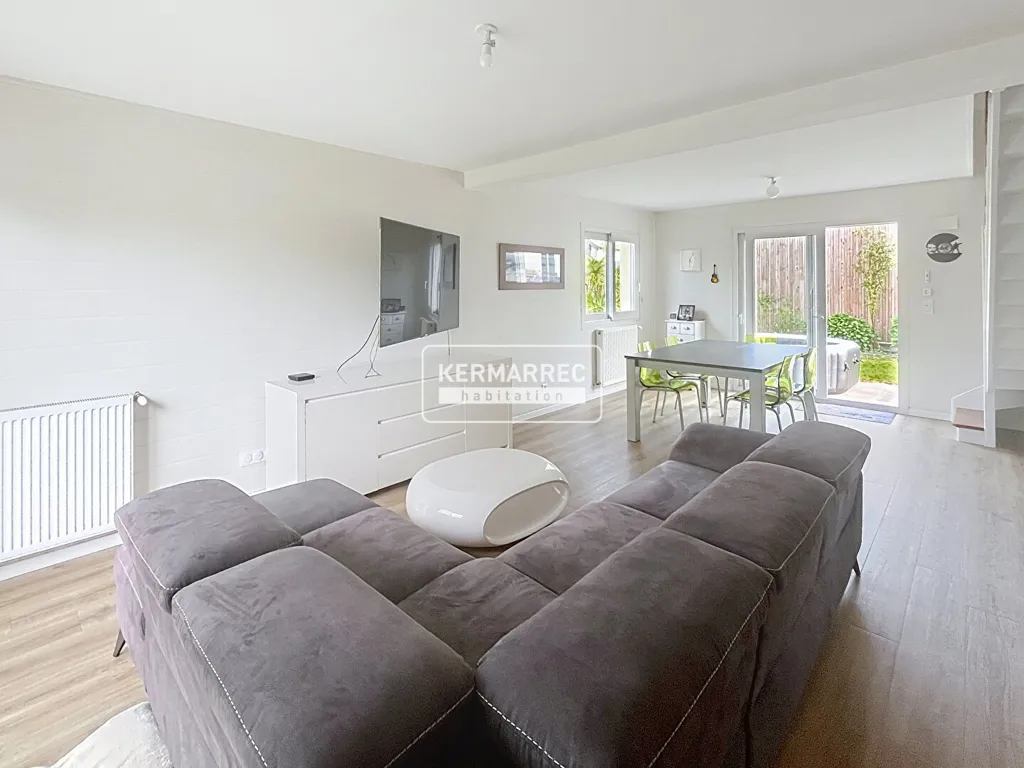Séjour - Maison Rénovée avec Terrasse près du Golf de Cicé