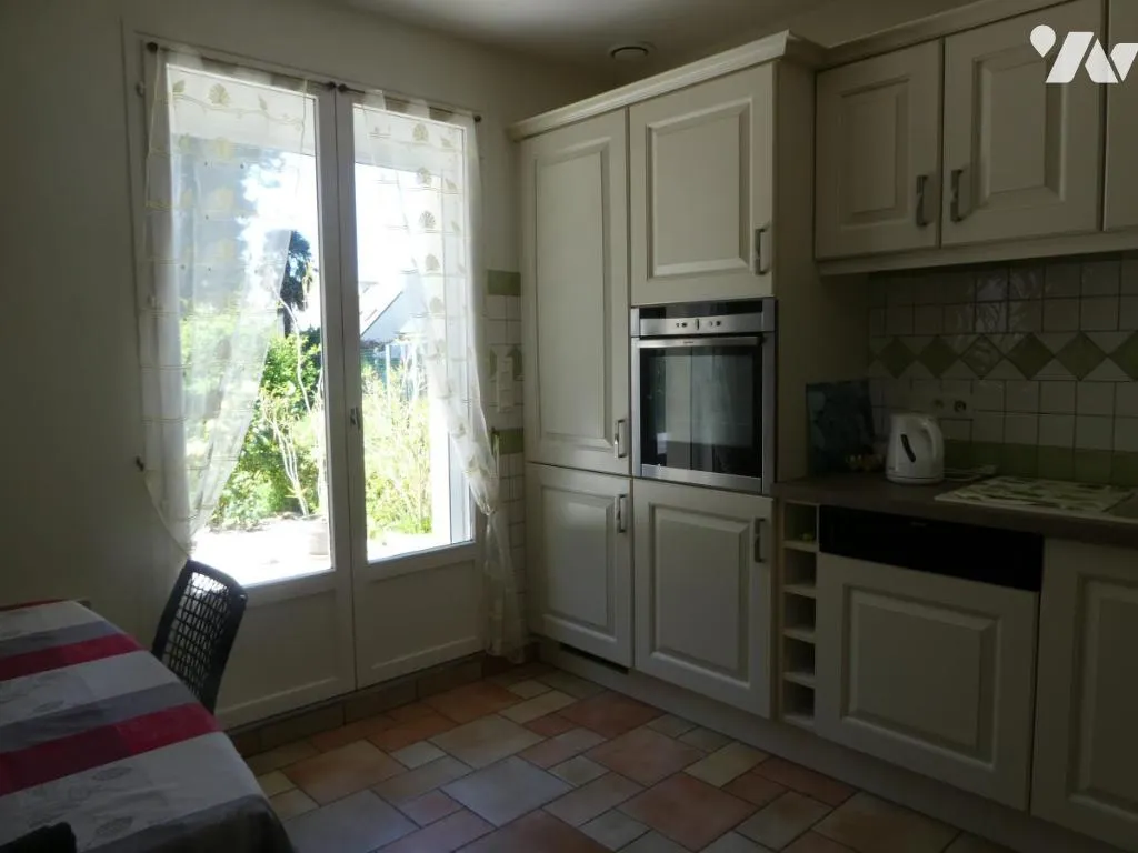 Cucina - House with West-Facing Terrace near Morlaix