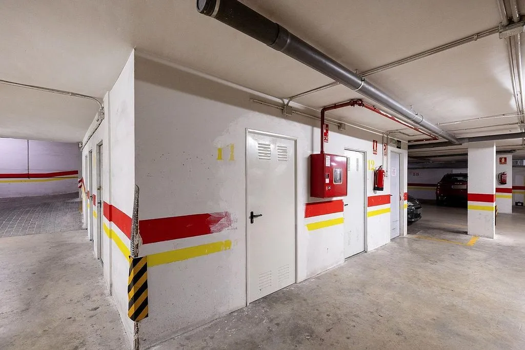 Garage - Duplex with Private Garage in Santa Fe