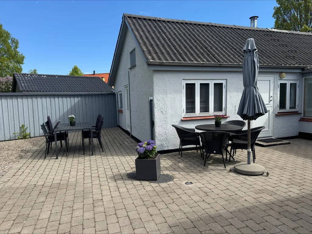 Terrasse - Villa with Workshop near Gudme
