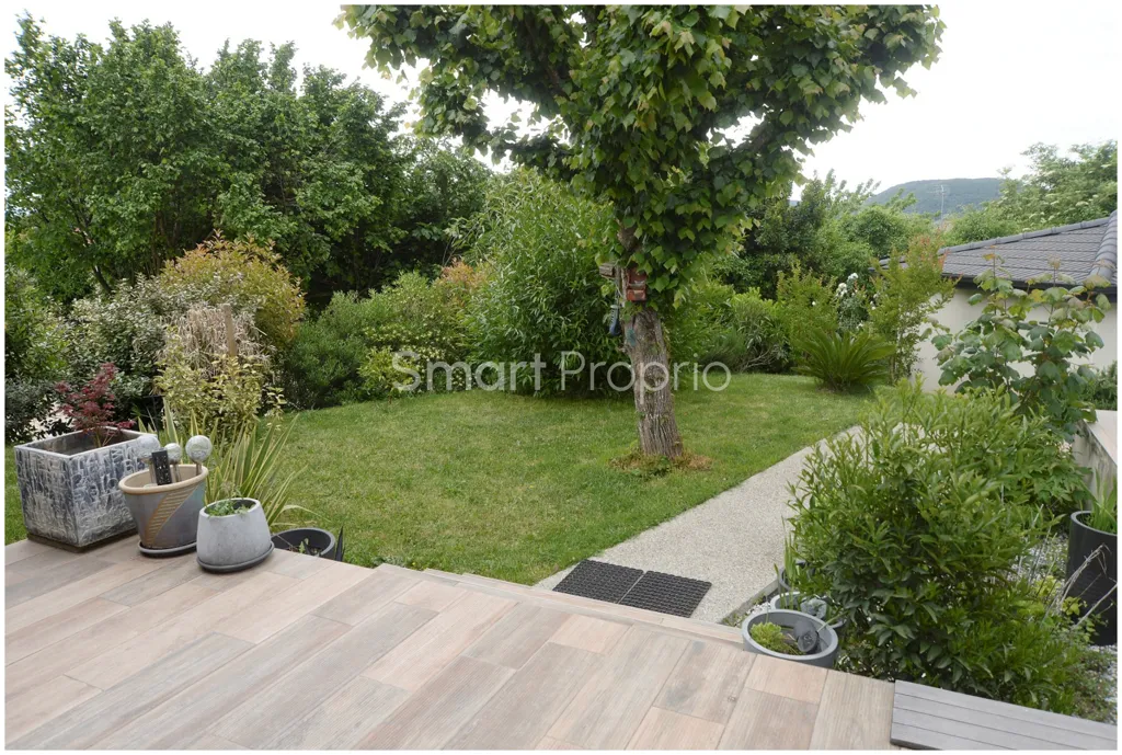 Jardin - Villa Contemporaine avec Piscine près de Montélimar
