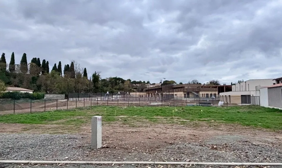Jardin - Maison Neuf avec Jardin à Maraussan