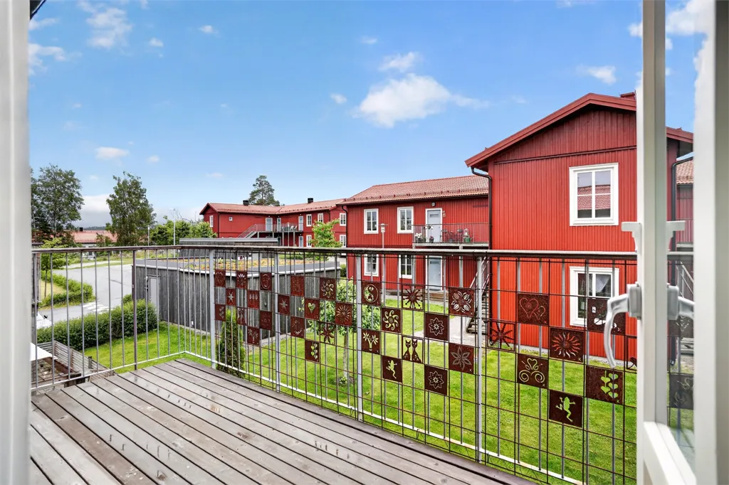 Rõdu - Modern Flat with Balcony in Läggesta