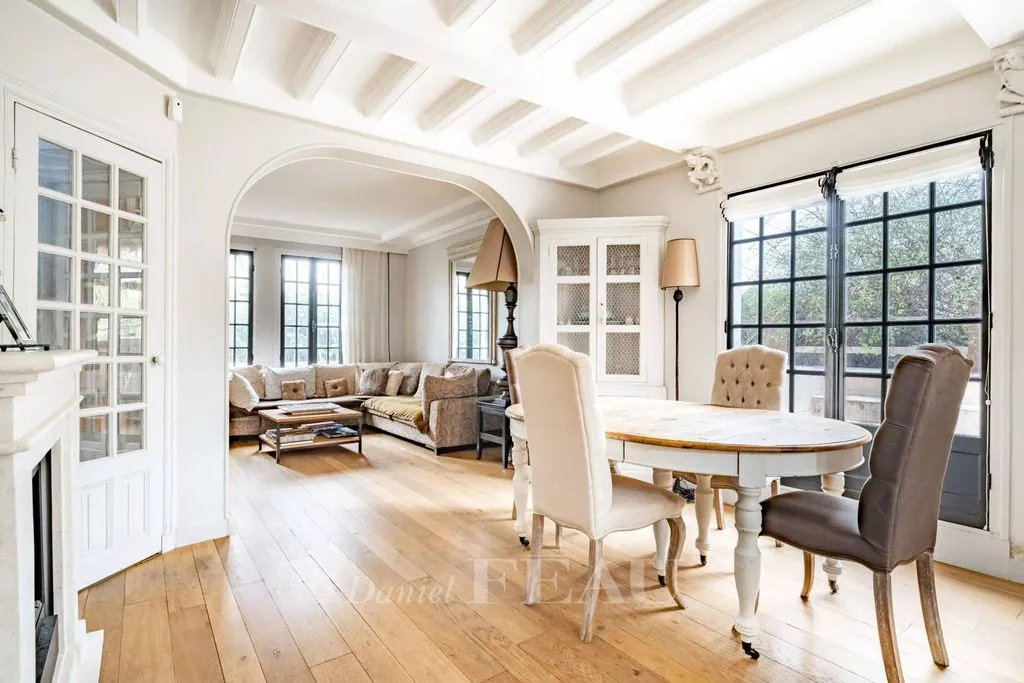 Söögituba - Luxury House with Spa in Bougival