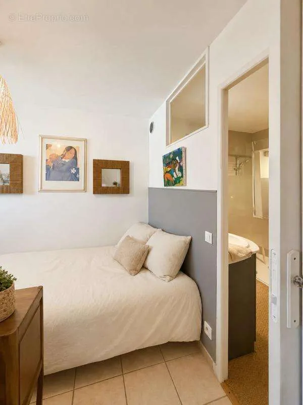 Chambres - Maison Mitoyenne avec Jardin à Montpellier