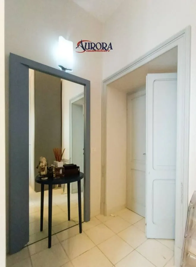 Entrée - Historic Apartment with Terracina View