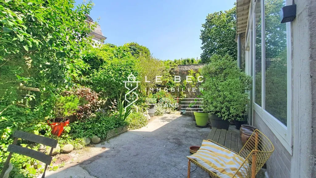 Jardin - Maison des Années 1900 avec Cour à Lorient