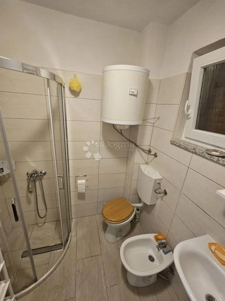 Bathrooms - Self-Contained House with Balcony in Punat