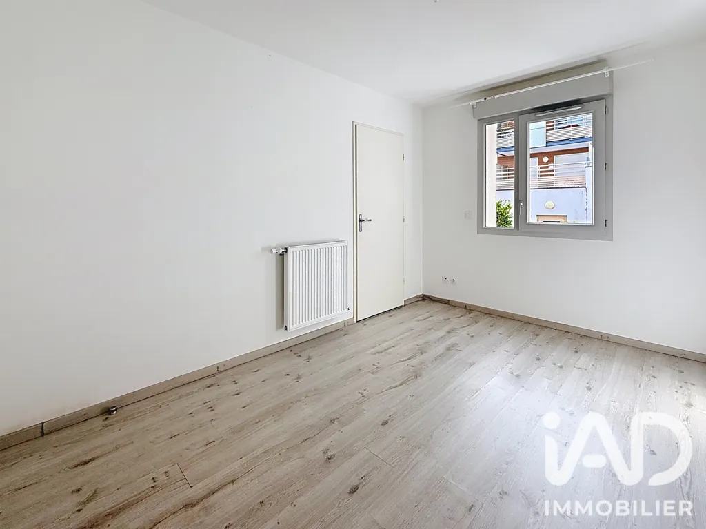 Pièces - Appartement T2 avec Terrasse à Gex