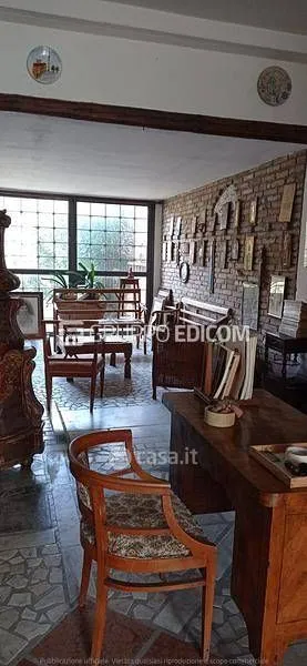 Elutuba - Triplex with Garden in Copparo