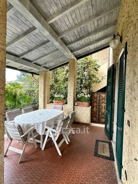 Terrasse - Rustic Villa with Private Garden in Montignoso