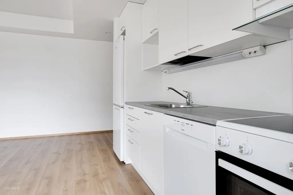 Köök - Modern Flat with Balcony in Konala, Helsinki