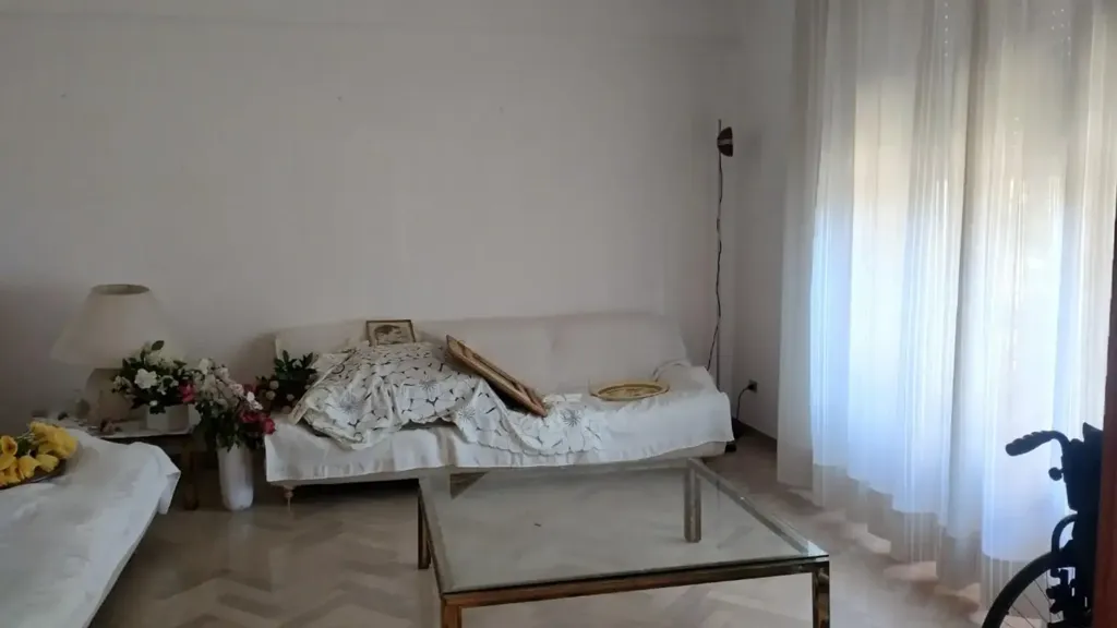 Elutuba - Elegant Apartment with Terrace in Empoli