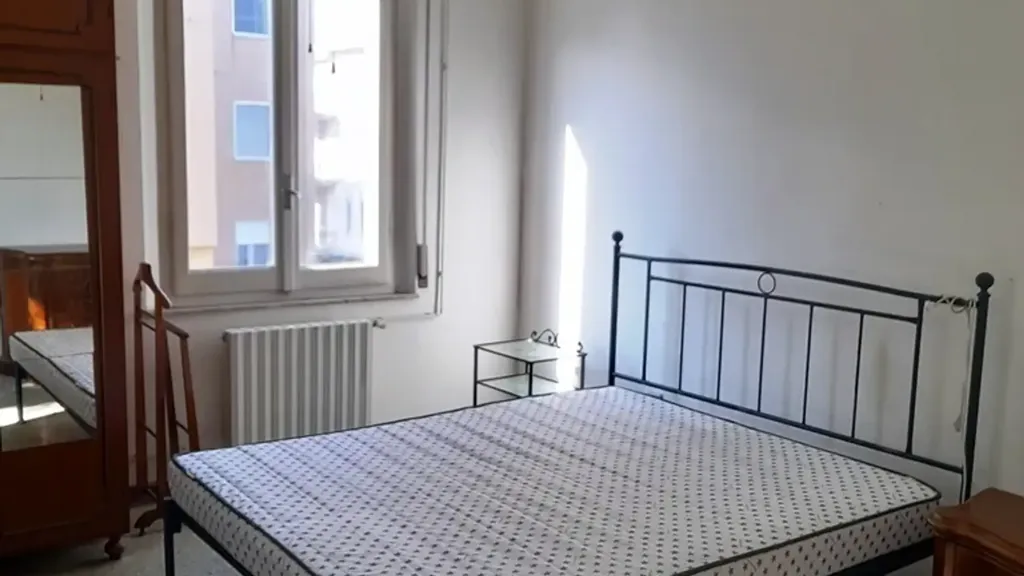 Chambres - Trilocale with Balcony in Parma