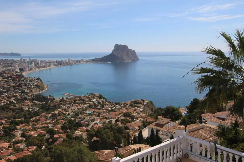 Luxury Villa with Sea Views in Calpe