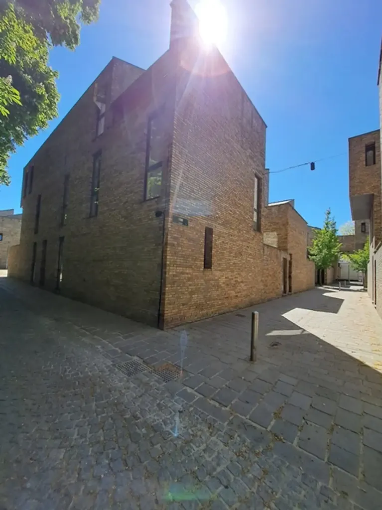 Jardin - Appartement 2 Chambres avec Terrasse au Centre de Bruges