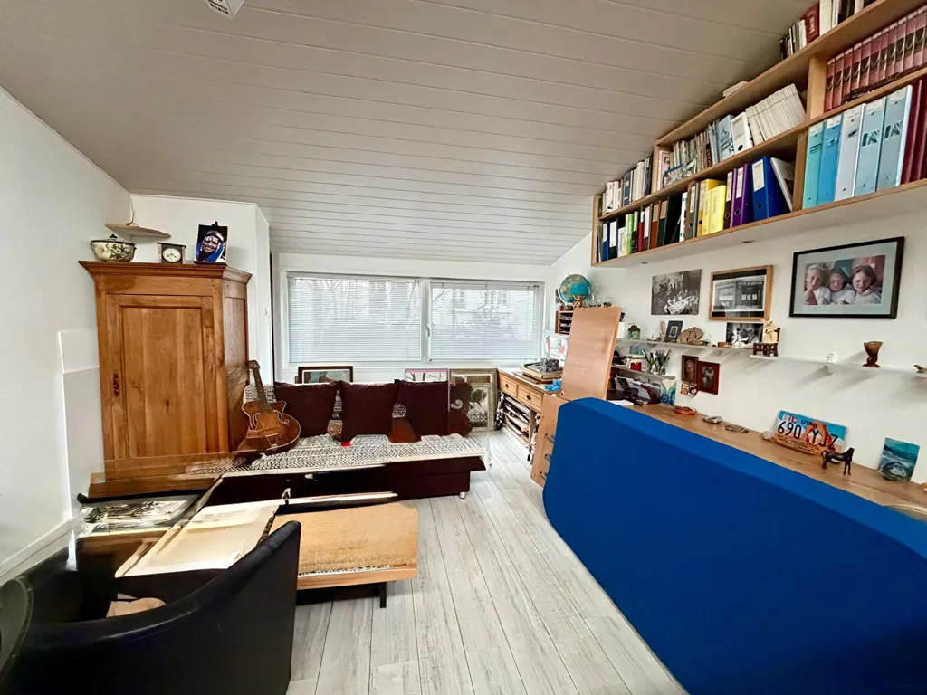 Elutuba - Spacious House with Workshop in Orvault
